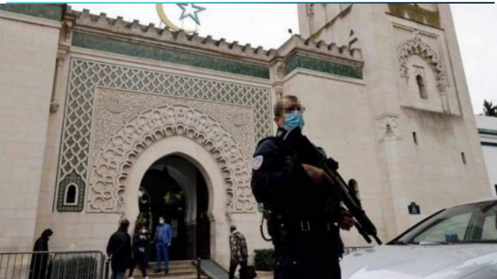 فرنسا | إقالة إمام مسجد بسبب تلاوته آيات قرآنية وحديثاً شريفاً خلال خطبة عيد الأضحى