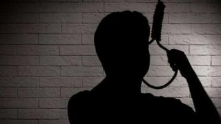 تاركا رسالة إعتذار لوالدته | شاب ينهي حياته ويترك لها مصاريف عزاءه بتارودانت