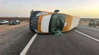 آسفي | إنقـ.ـلاب حافلة للنقل المدرسي يخلف إصـ.ــابة 23 تلميذا بجـ.ـروح + صور