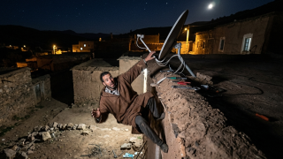 الصورة مولدة بالذكاء الإصطناعي 