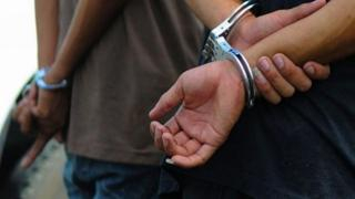 جرسيف | توقيف شخصين للإشتباه في تورطهما في سرقة فتاة تحت التهديد بالسلاح الأبيض بحي النكد