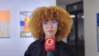 بعنوان “يتربصني” | الفنانة التشكيلية “خولة شفيق” إبنة جرسيف تنظم معرضا فنيا بوجدة + فيديو