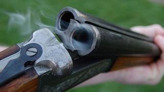 سلا تهتز على وقع جريمة بشعة | شخص يقتل زوجته وإبنته ببندقية للصيد ويحاول الإنتحار