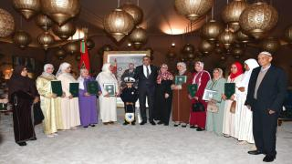 تسلموا شقق ومنح مالية | حموشي يستقبل أرامل وأباء موظفي شرطة من شهداء الواجب