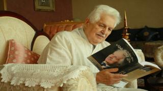 عن عمر ناهز 94 عاما | قيدوم الإذاعيين المغاربة محمد بنددوش في ذمة الله