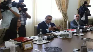 عـــاجـــل | الحكومة تجمد العمل بالنظام الأساسي والإقتطاع من أجور الأساتذة