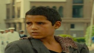 جسد معـ.ـاناة أطفال الشوارع | العثور على جـ.ـثة بطل الفيلم المغربي “علي زاوا” في مكان مهجور