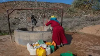 أم لأربعة أطفال | إنتشال جثة خمسينية بعد سقوطها في بئر بزاكورة