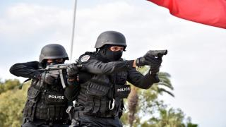 تيفلت | إطلاق الرصاص على شخص عرض مواطنا للضرب والجرح بالسلاح الأبيض بمجمع تجاري