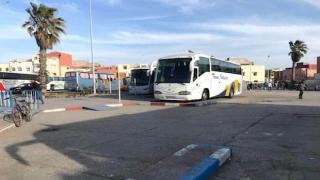 جريمة غامضة تهزّ الصويرة | العثور على سائق حافلة مقتولاً داخل المحطة الطرقية