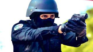 سلا | مسـ.ـلح يقتحم مركز شرطة قبل أن يسقطه الرصـ.ــاص