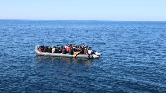 غرب ميناء طانطان | البحرية الملكية المغربية تنقذ 41 مرشحا للهجرة السرية