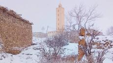 نشرة إنذارية | زخات رعدية وتساقطات ثلجية ورياح عاصفية بعدد من المناطق