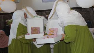 جرسيف | جمعية الإمام مالك تحتفي بطالبتين أتمتا حفظ القرآن