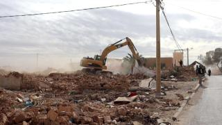 بالصور | تواصل عمليات الهدم بحي حمرية قاطرة نحو إعلان جرسيف مدينة بدون صفيح