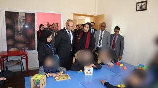 جرسيف | عامل الإقليم يجري زيارة تفقدية لمركز تكوين وإدماج الأطفال في وضعية إعاقة