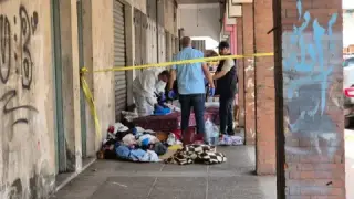 جريمة بشعة تهز الدار البيضاء | مقتل سيدة متشردة وطفلها بواسطة حجر