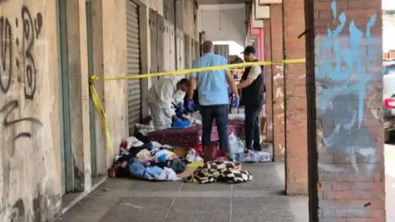 جريمة بشعة تهز الدار البيضاء | مقتل سيدة متشردة وطفلها بواسطة حجر