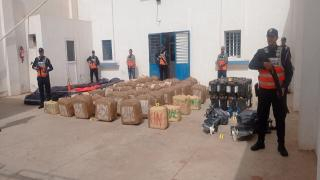 سيدي إفني | إحباط محاولة تهريب طن و922 كيلوغراما من مخدر الشيرا