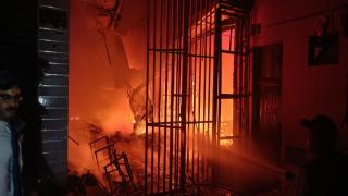 تارودانت | حريق مهول يلتهم 380 محلاّ في سوق “جنان الجّامع”