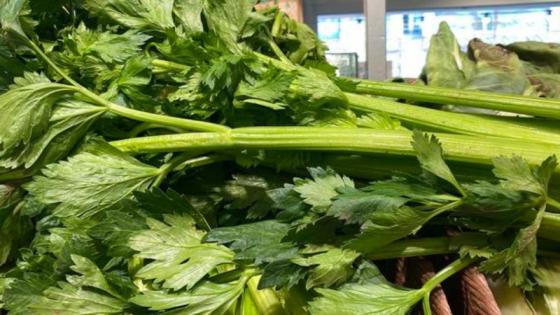 بلغت 10 دراهم لـ”الربطة الواحدة” | أسعار “الكرافس ” تصدم المغاربة