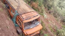 أزيلال | 3 قتلى و17 مصابا في إنقلاب سيارة للنقل المزدوج