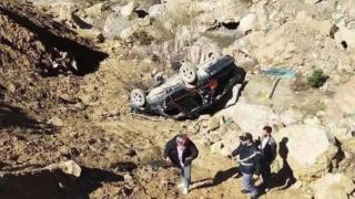 إقليم شفشاون | مصرع شخصين إثر انقلاب سيارة في منحدر جبلي