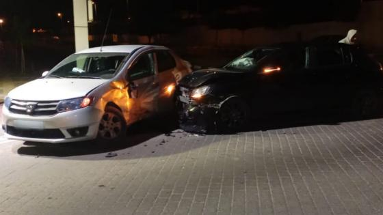 جرسيف | أضرار مادية فادحة في إصطدام سيارتين بشارع محمد السادس