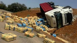 بإستخدام “الدرون” | الدرك يوقف سائق فر بعد إنقلاب شاحنته محملة بالحشيش