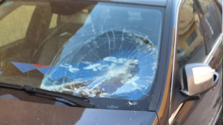 جرسيف | مختل عقلي يكسر سيارة خاصة بتجزئة المصلى