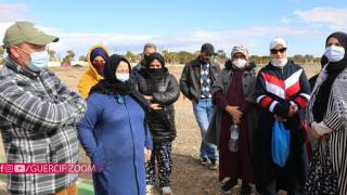 جرسيف | ضحايا أشهر عملية نصب بجرسيف ينظمون تجمعا أمام مقر عمالة الإقليم للمطالبة بإنصافهم + فيديو 