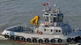 ساحل الناظور | البحرية الملكية تقدم المساعدة لقارب على متنه مهاجرين عالقين و تعثر على جثتين