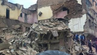 الدار البيضاء | إنهيار منزل من 3 طوابق والبحث جارٍ عن مفقودين