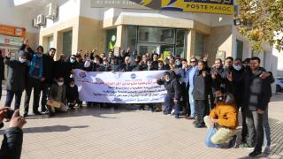 جرسيف | موظفو ومستخدموا البريد يحتجون أمام مقر الوكالة لهاته الأسباب + صور و فيديو