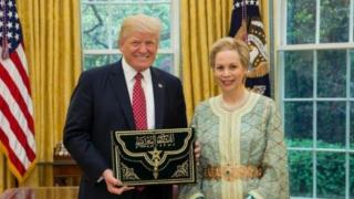 جلالة الملك محمد السادس يمنح ترامب أرفع وسام مغربي ووسامين رفيعين لكوشنير وبيركوفيتش