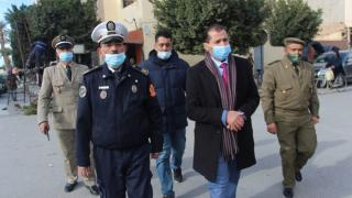 جرسيف | السلطات المحلية تشن حملة واسعة لمراقبة “جواز التلقيح” و تغلق مقهيين إثنين + صور و فيديو