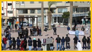 جرسيف | الطلبة يحتجون لتوفير مراكز قرب للإمتحانات و صرف منحهم الجامعية + فيديو