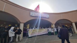 جرسيف | بعد 09 أيام من التوصل لإتفاق..عاملات النظافة يعدن للإحتجاج من جديد بالمستشفى الإقليمي + فيديو