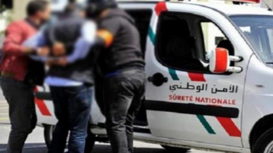 مراكش | توقيف شرطي تسلم مواد تنظيف كرشوة مقابل الإمتناع عن تسجيل مخالفة مرورية