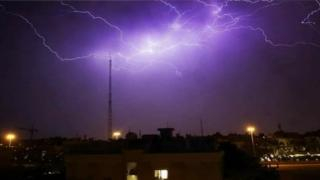 قلعة السراغنة | مصرع شخصين و إصابة 6 آخرين نتيجة صاعقة برق