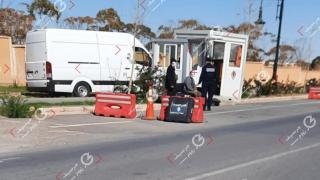 جرسيف | سيارة تقتحم الحاجز الأمني بالمذخل الغربي و تصيب ضابط شرطة + صورة