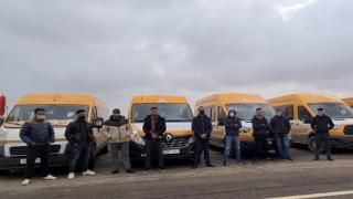 جرسيف | سائقي حافلات النقل المدرسي بجماعة هوارة اولاد رحو يحتجون لصرف أجورهم + فيديو