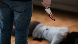 الدار البيضاء | زوج خمسيني يردي زوجته قتيلة طعنا بالسلاح الأبيض