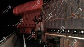 عاجل ..جرسيف | مصرع شخص و إصابة 03 دركيين بإصطدام بين شاحنتين و سيارة للدرك الملكي + صور