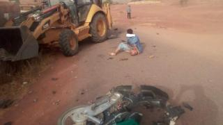 جرسيف | إصطدام بين جرافة و دراجة نارية يصيب ثلاثينيا بكسور خطيرة