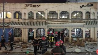 الدار البيضاء | 03 قتلى من ضمنهم نادل وجريحين إثر إنهيار شرفة مقهى بشارع عبد المومن