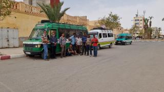 جرسيف | أرباب سيارات النقل المزدوج يشتكون مضايقات النقل السري و يناشدون السلطات التذخل + فيديو