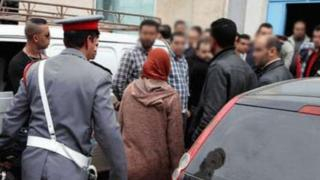 إقليم بولمان | توقيف سيدة يشتبه تورطها في تصوير نساء عاريات بحمام شعبي