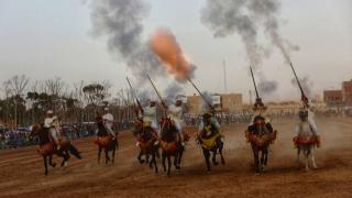 بمناسبة الذكرى السبعون لثورة الملك والشعب | إنطلاق مهرجان التبوريدة لإقليم جرسيف في نسخته الأولى + صور وفيديو