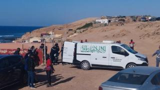 إقليم كلميم | سواحل الشاطئ الأبيض تلفظ جـ.ـثث مهاجرين سريين